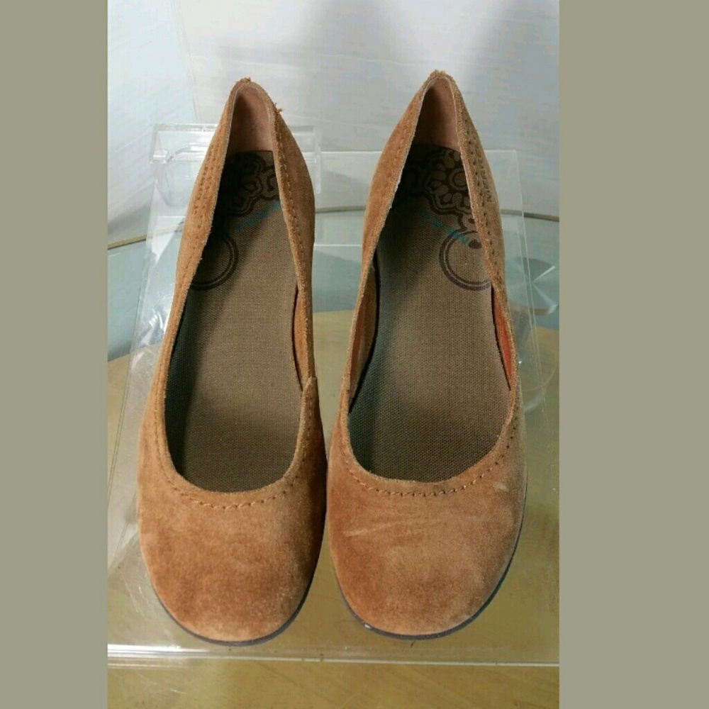 Merrell  Flats Women's Size 8 Suede Driving Shoes
